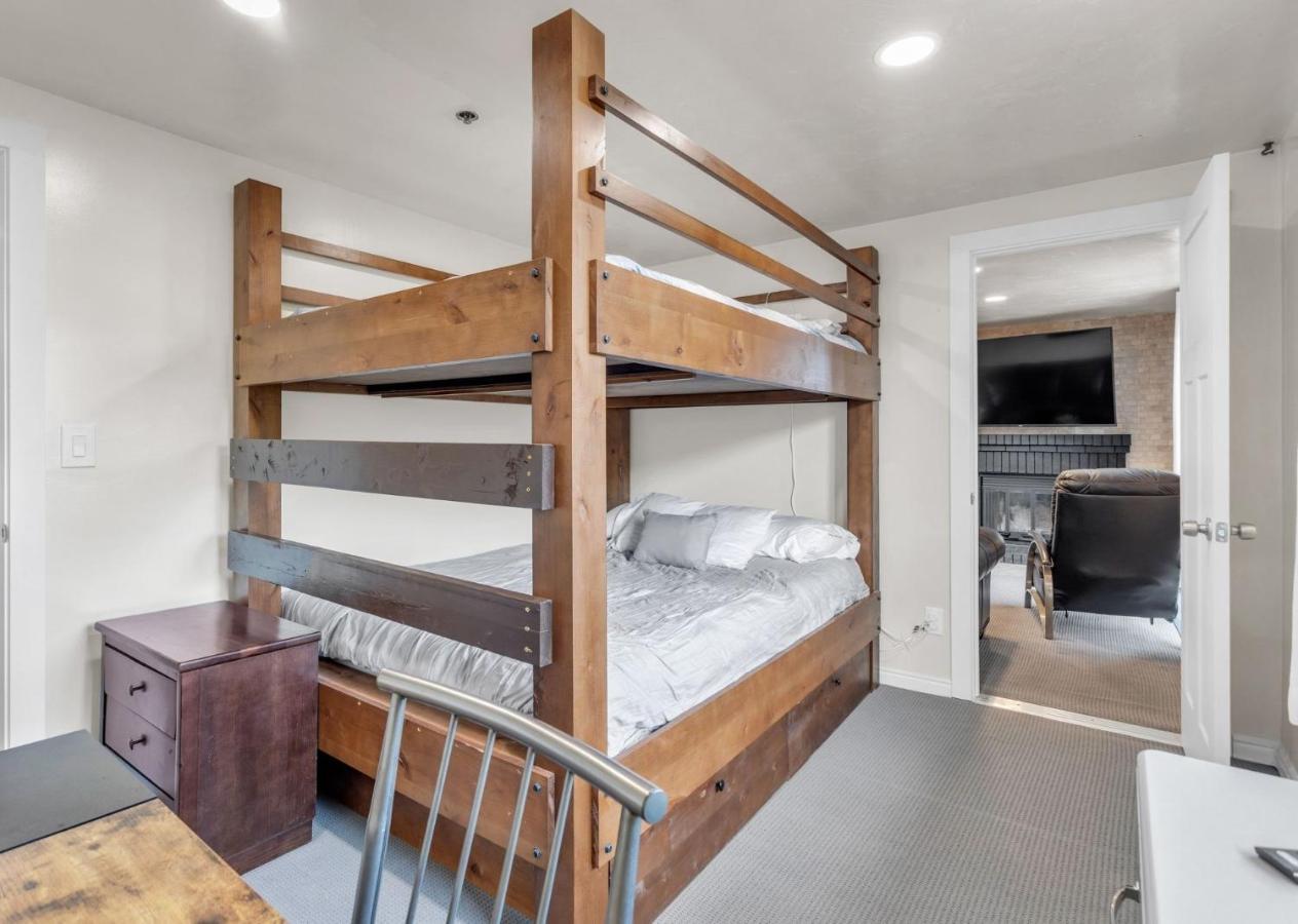 2Bd 2Ba Condo With Hot Tub And Pool Park City Exterior photo